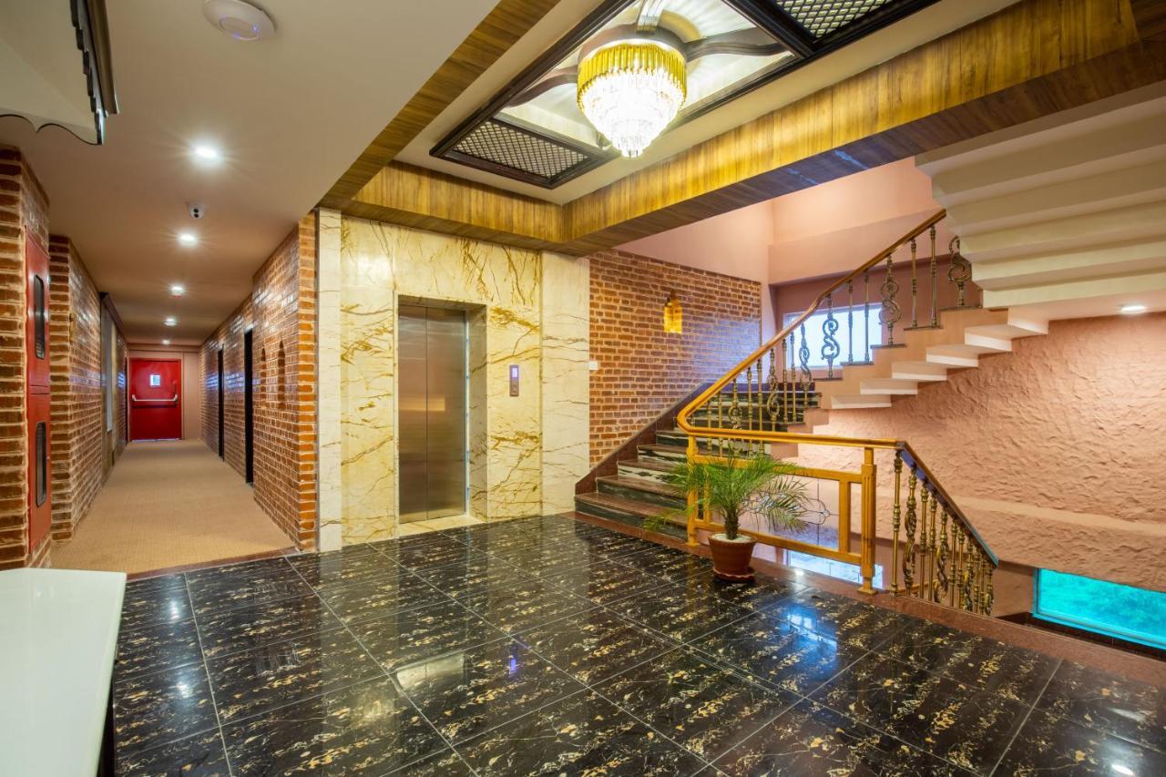 Hotel Pabera Heritage Boutique Катманду Екстер'єр фото